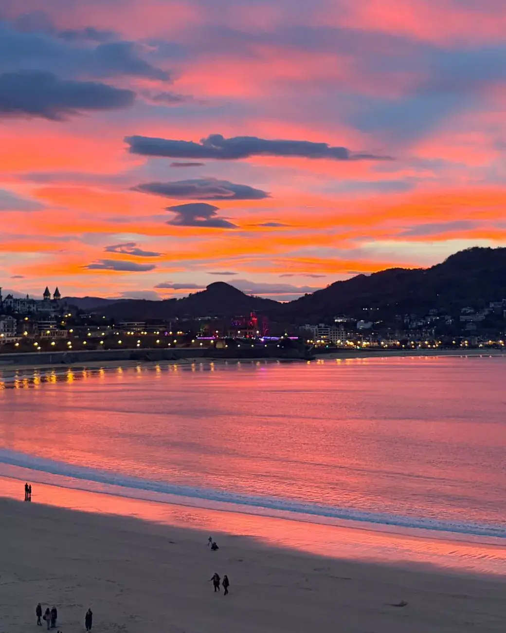 Pink sunset over La Concha Bay